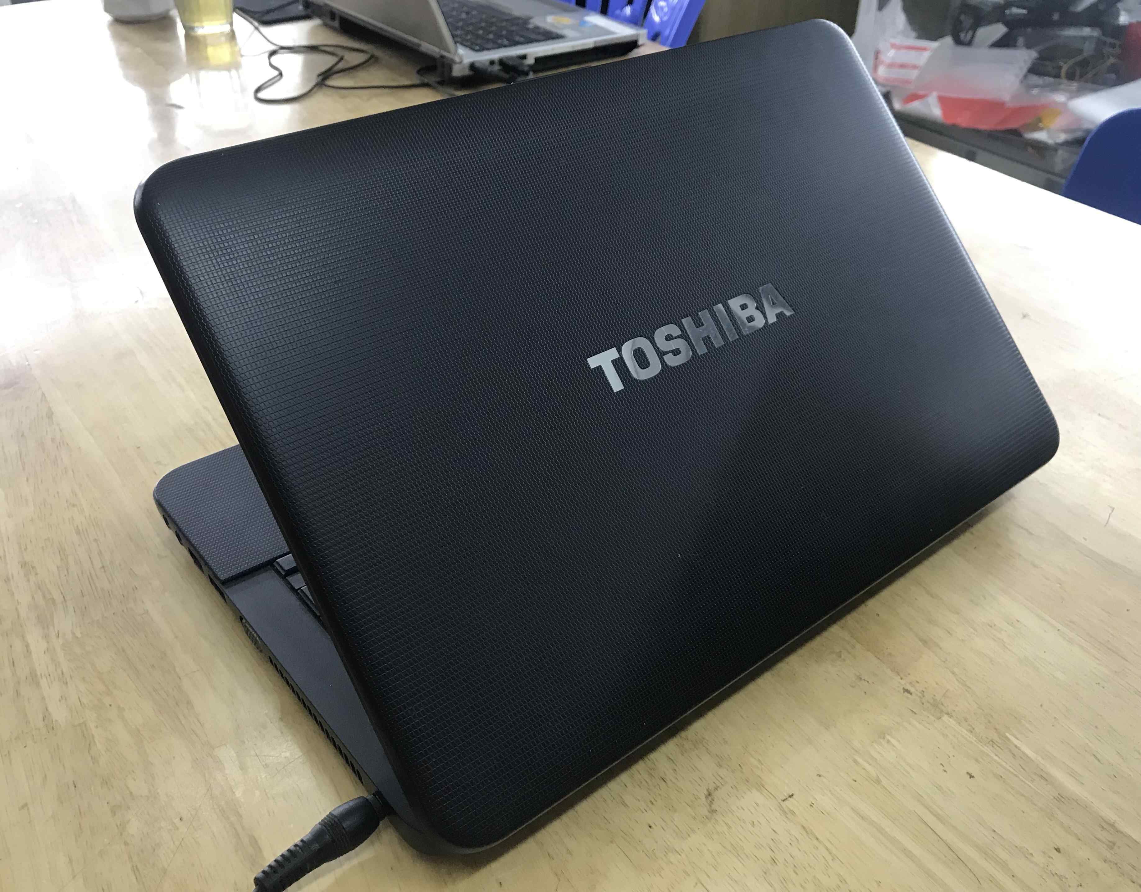 bán laptop cũ toshiba c800 giá rẻ tại hà nội