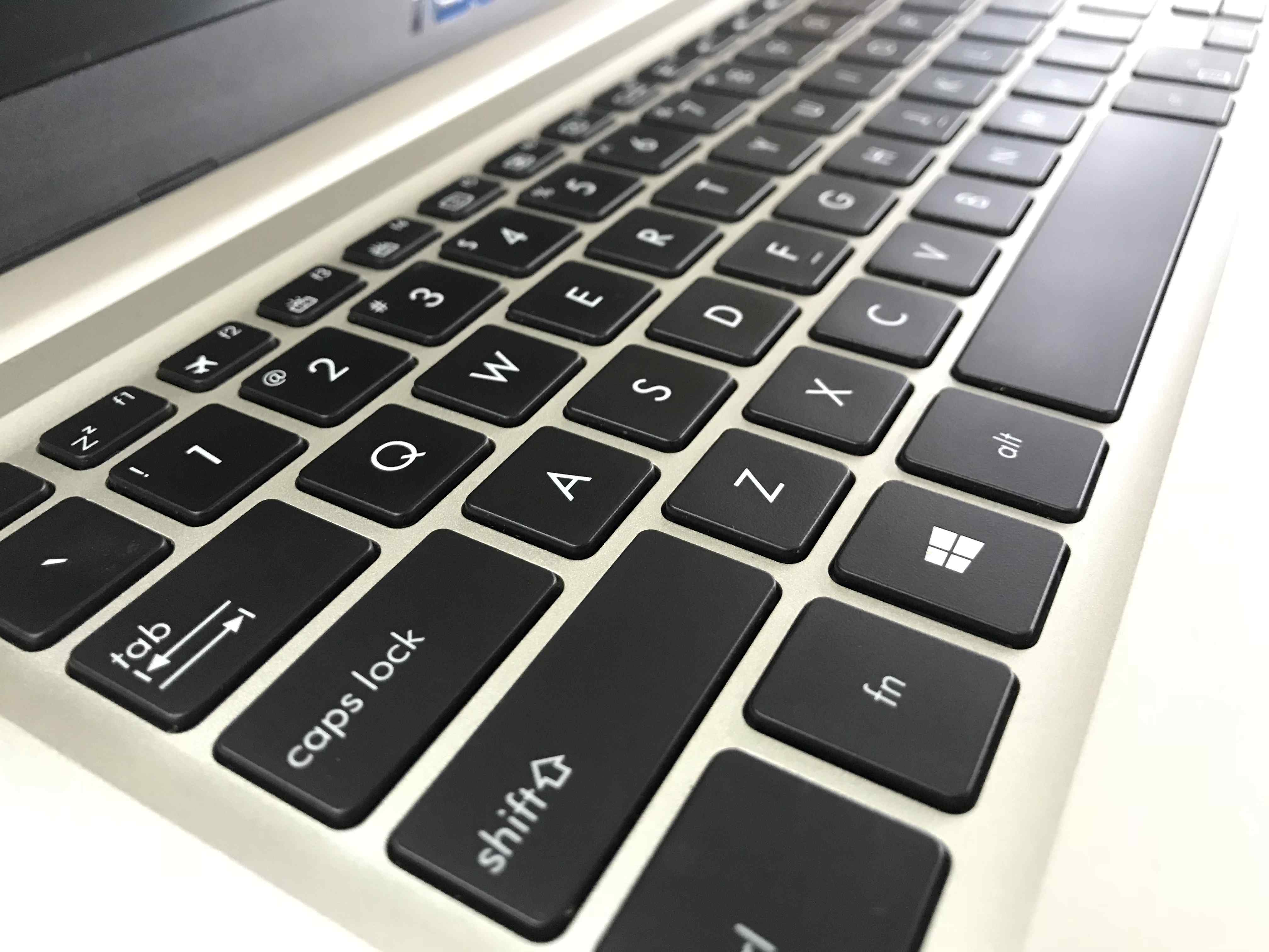 bàn phím của laptop asus s510U