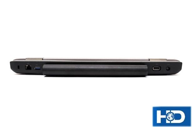 Cạnh sau laptop Dell 3550