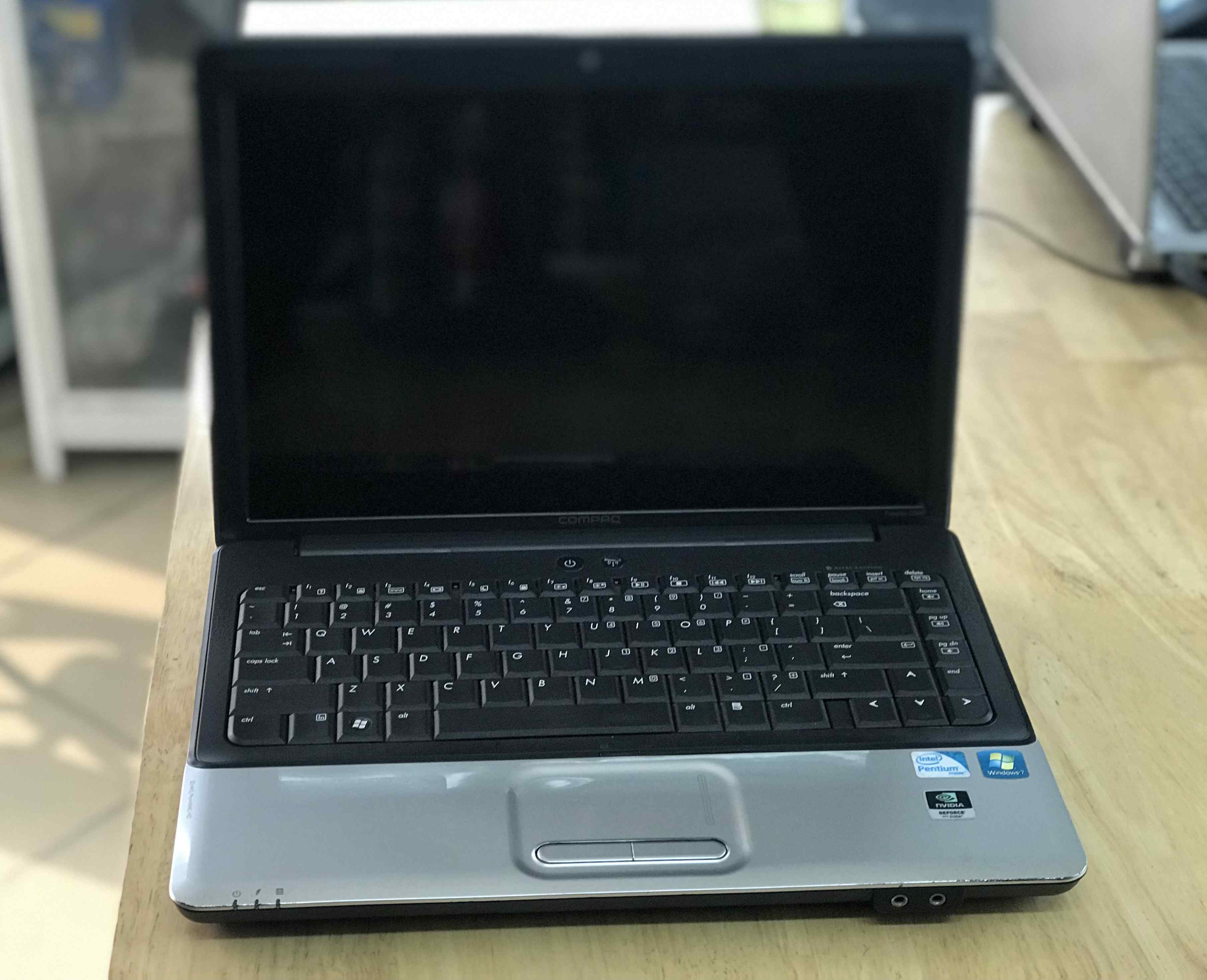 bán laptop hp cq40 tại hà nội