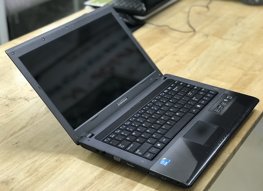 laptop samsung core i3