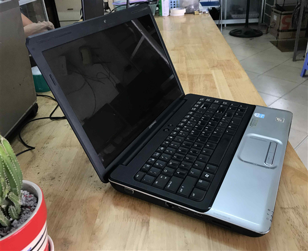Laptop cũ Hp Compaq CQ 40
